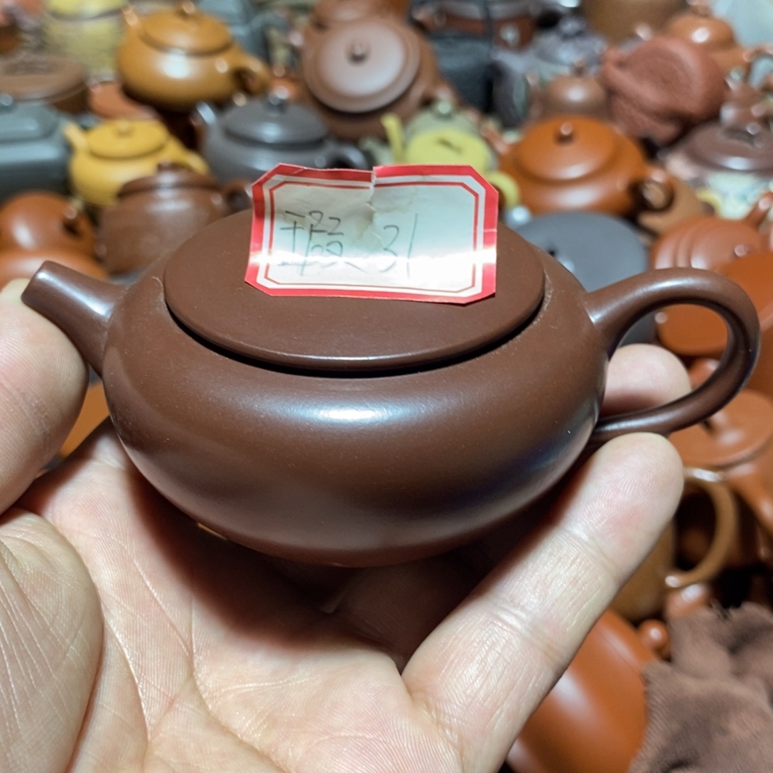 紫砂茶壶欢迎各位光临