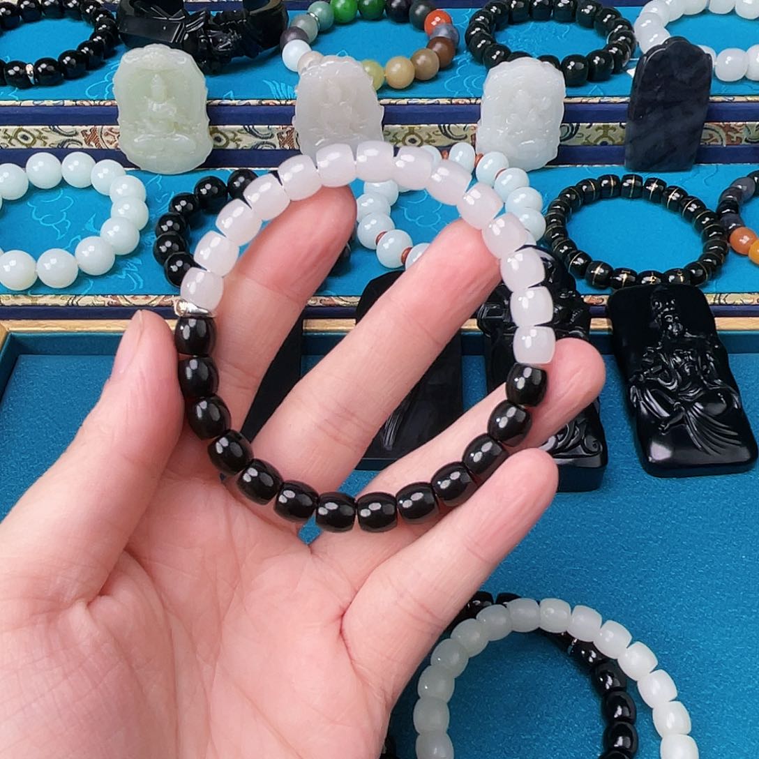 和田玉手链未镶嵌