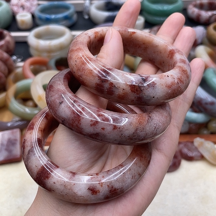 石英质玉圈口齐全未镶嵌