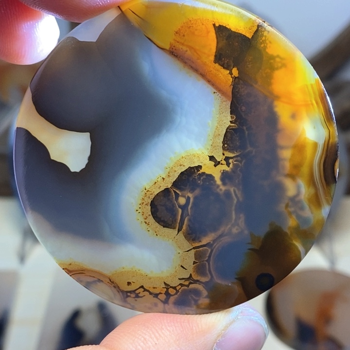 玛瑙/玉髓颈饰未镶嵌