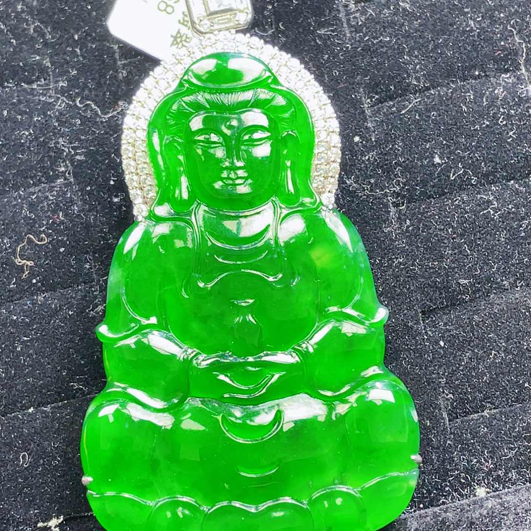 翡翠颈饰未镶嵌46，