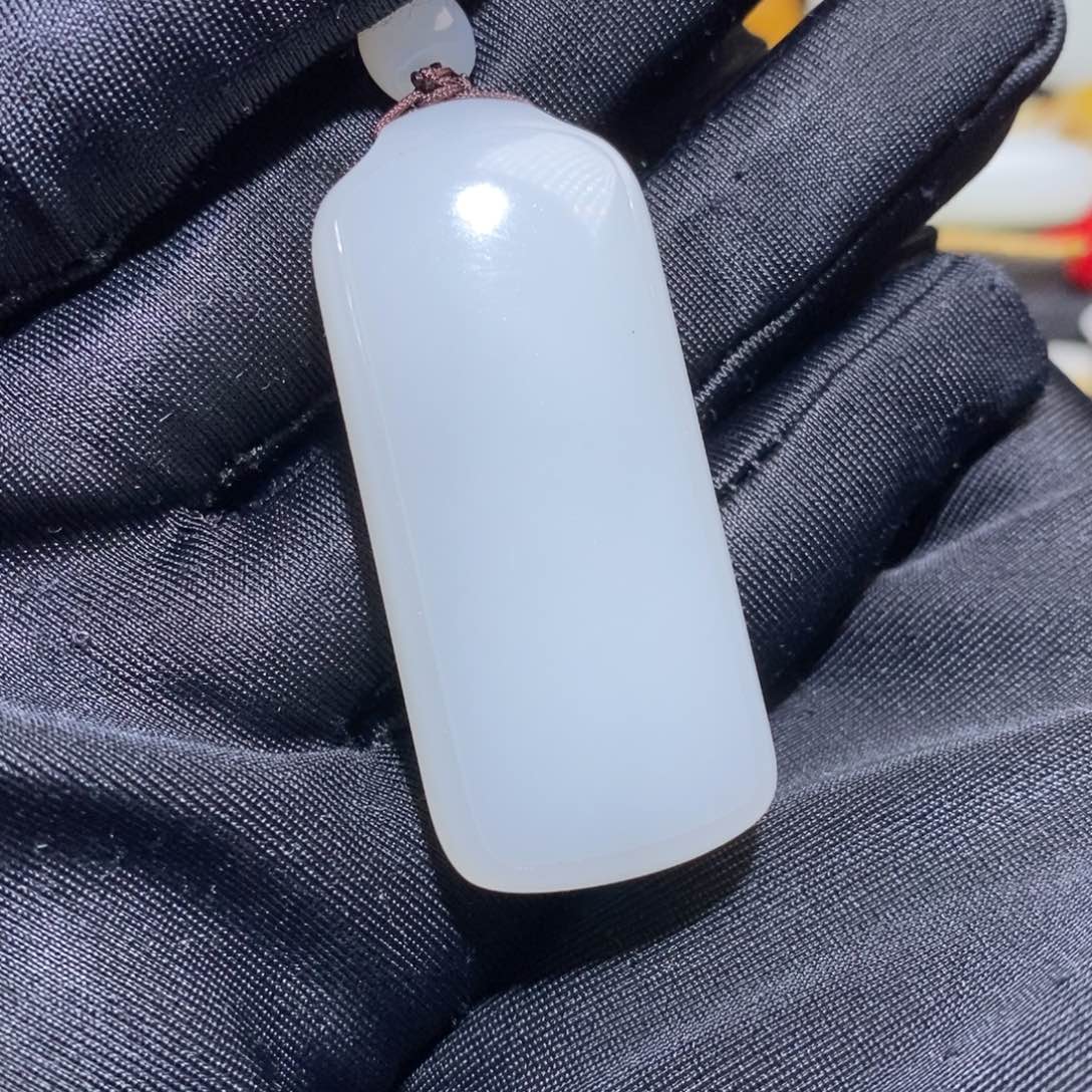 和田玉未镶嵌吊坠(不含链)