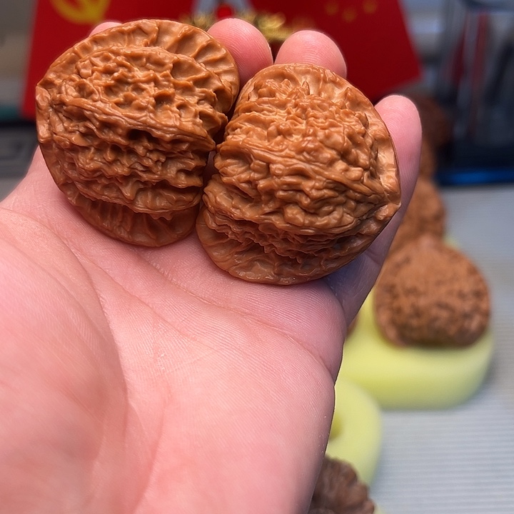 u***2吊坠文玩核桃三角白