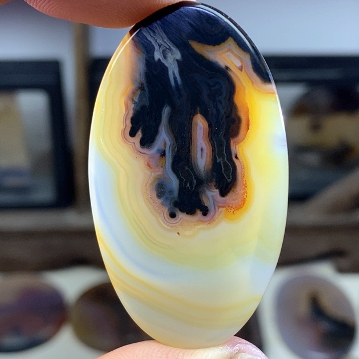 玛瑙/玉髓颈饰未镶嵌