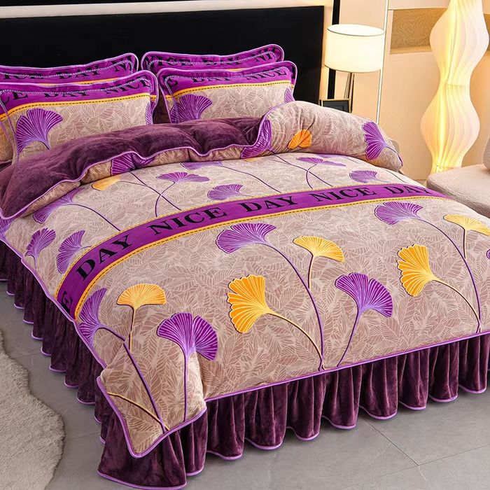 新款加厚高克重牛奶绒四件套8斤多重