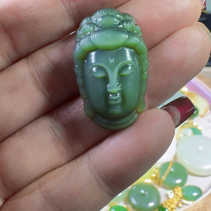 和田玉（碧玉）颈饰未镶嵌朋****，