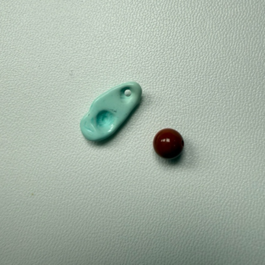 天然原矿南红圆珠