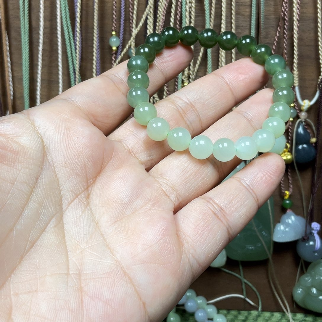 和田玉未镶嵌手串