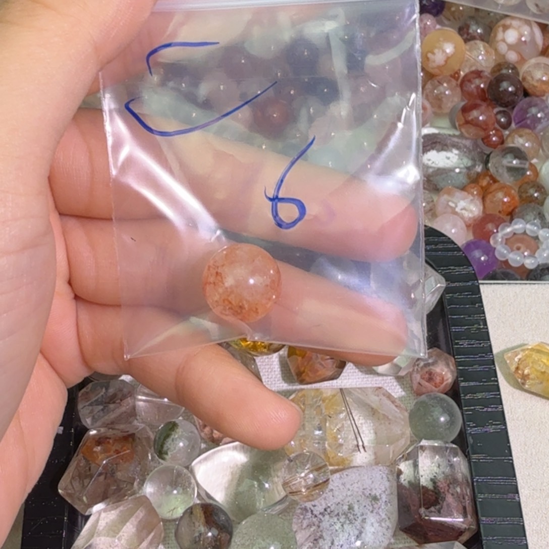 水晶手串未镶嵌?*666