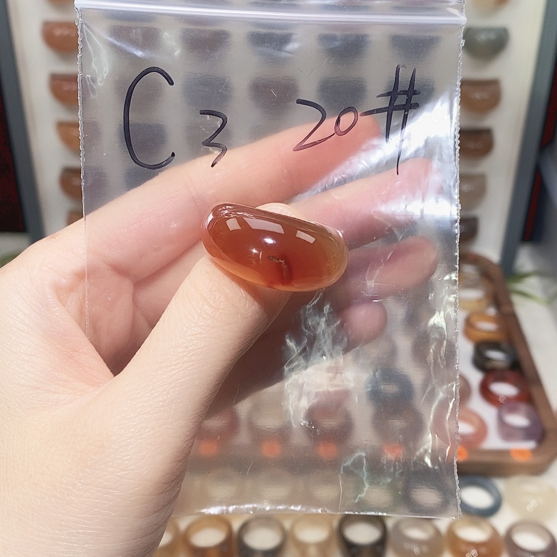 玛瑙/玉髓未镶嵌戒指港20码微瑕不退换