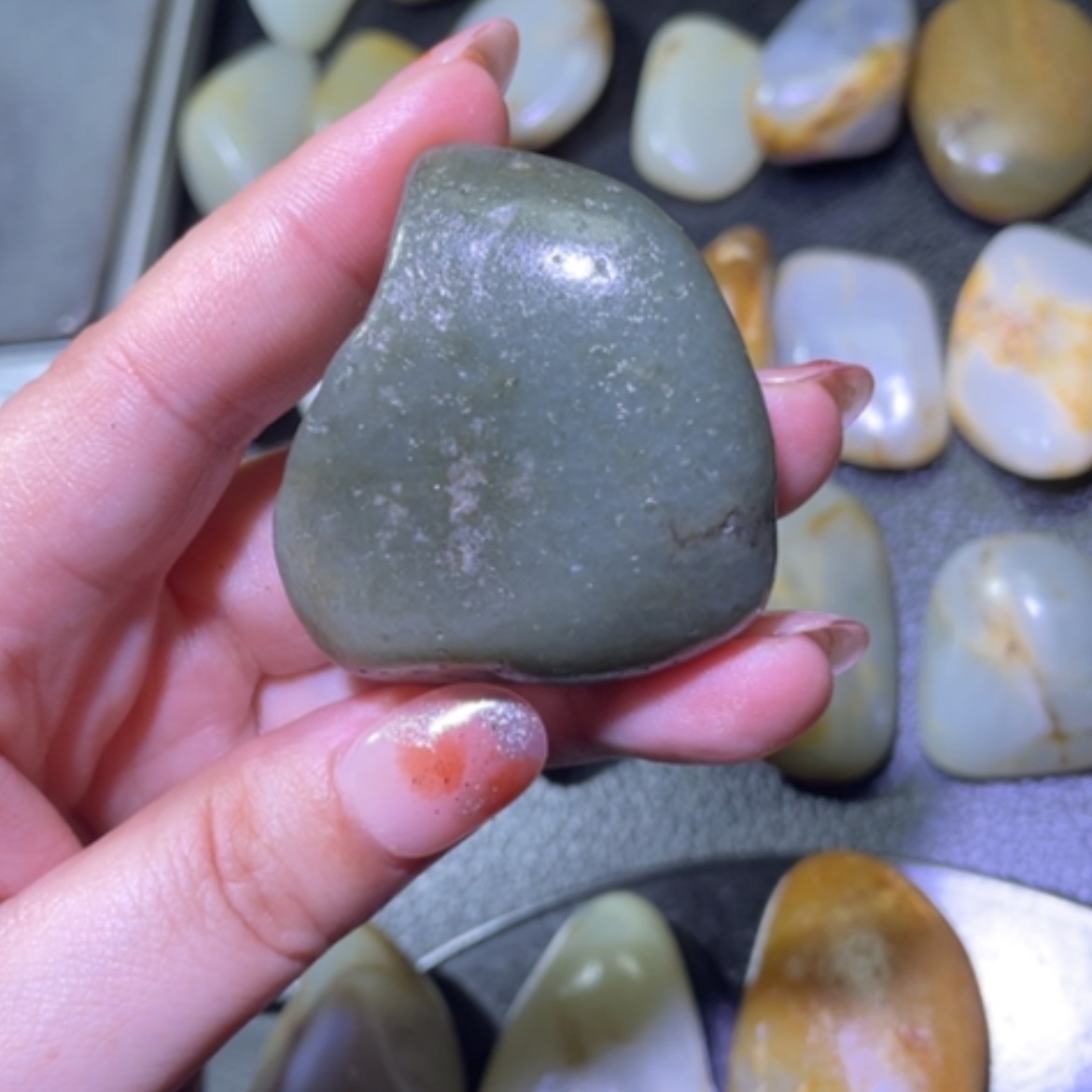 【闪购商品】颈饰未镶嵌和田玉