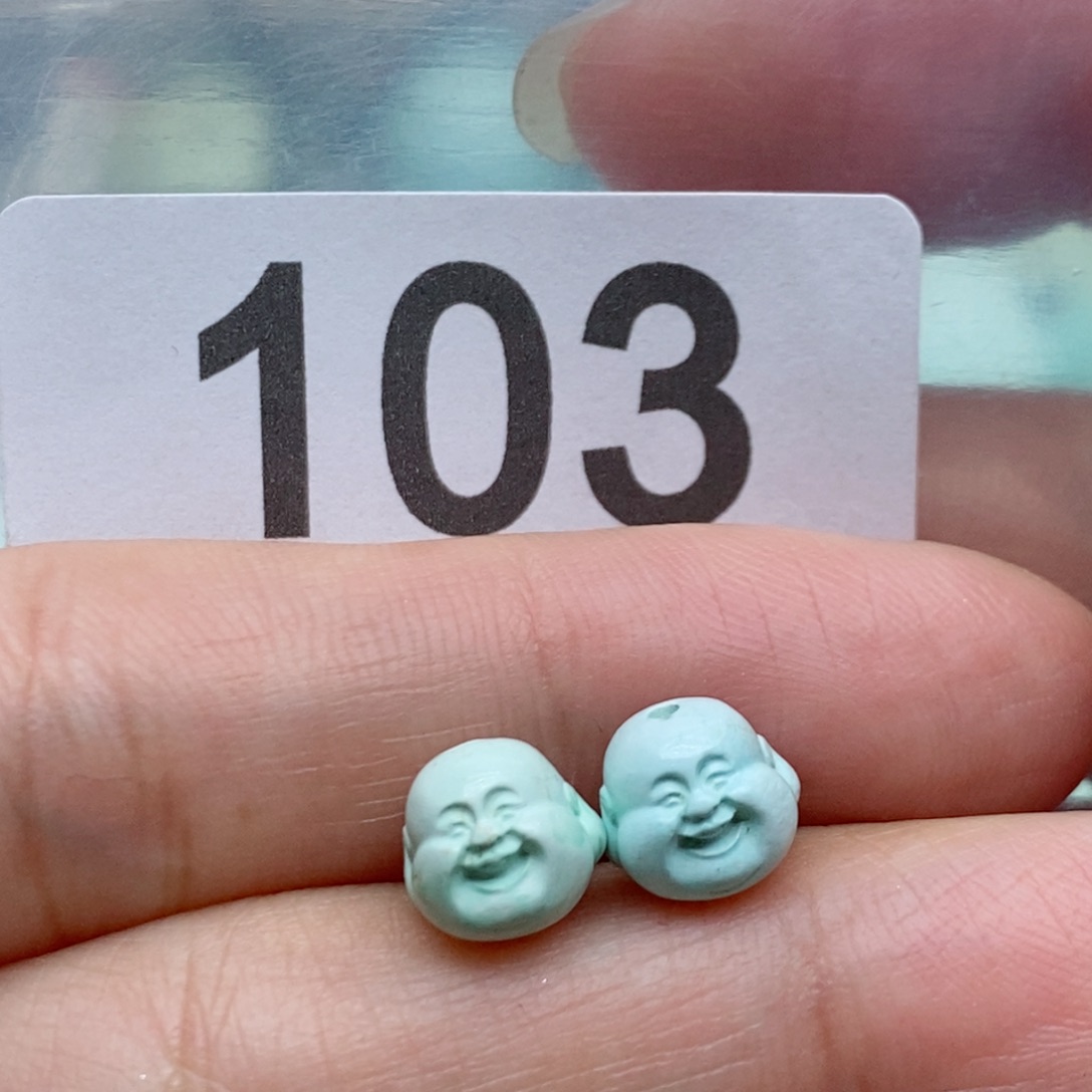 奶****绿松石未镶嵌珠宝奇石