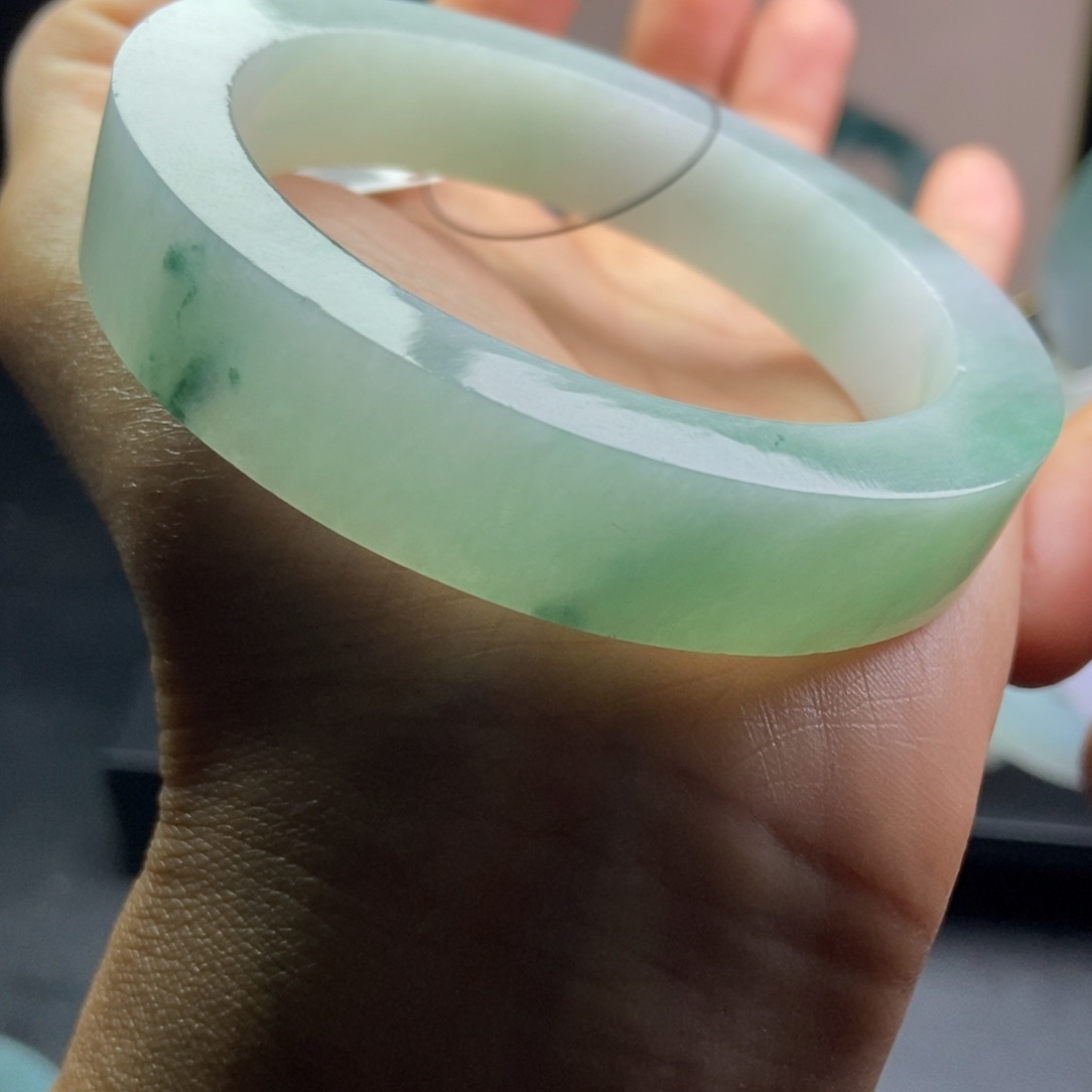 定制翡翠翡翠手镯未镶嵌
