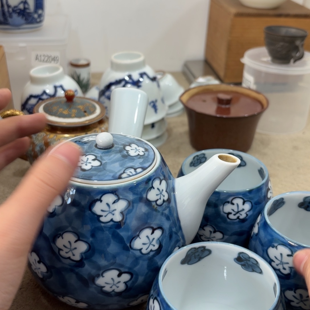 瓷片非常好看漂亮的物品 