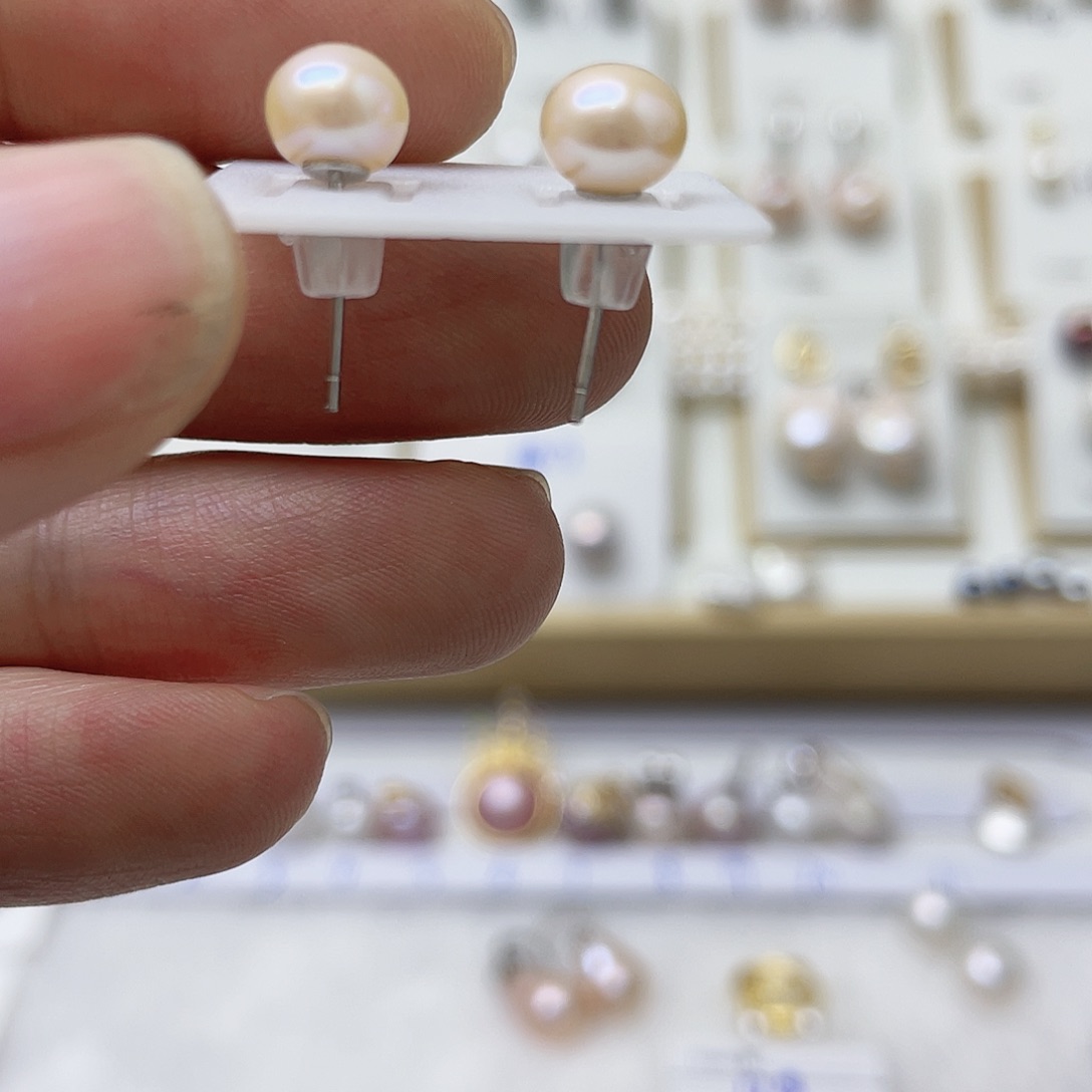 用***2耳饰银S925镶嵌淡水珍珠