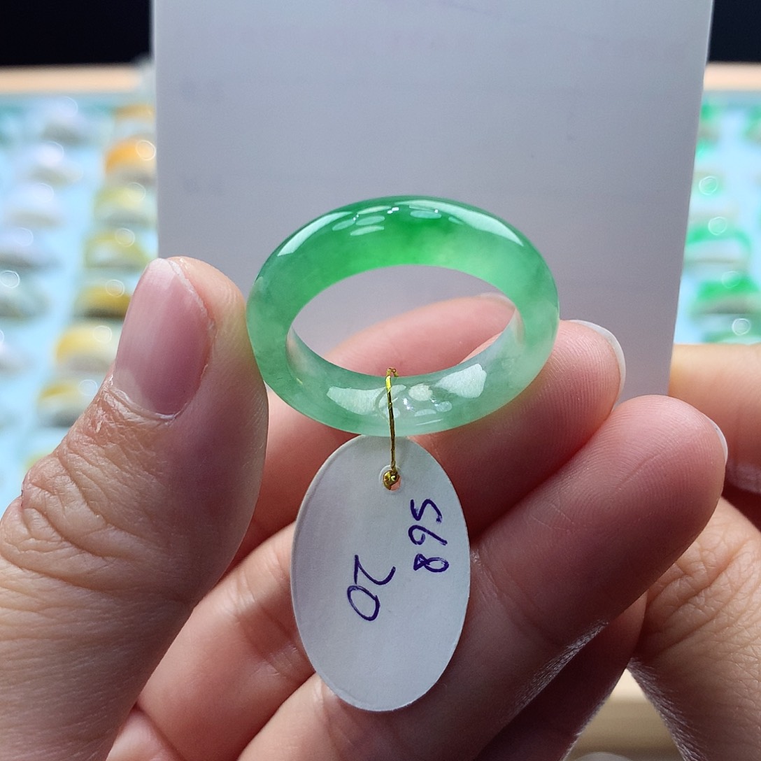 翡翠未镶嵌戒指20圈