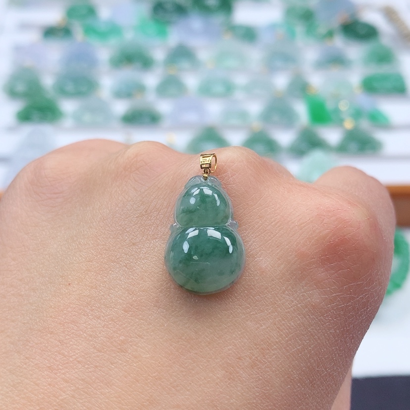 【闪购商品】翡翠吊坠(赠链)18K金镶嵌
