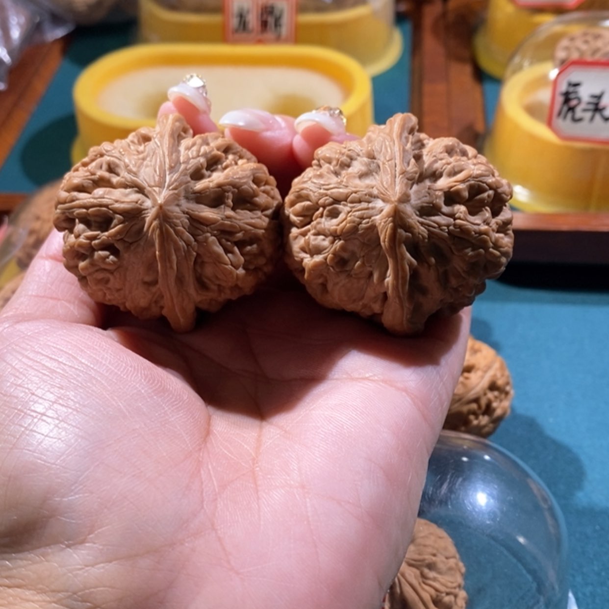 【闪购商品】文玩核桃吊坠飒**分凤凰台