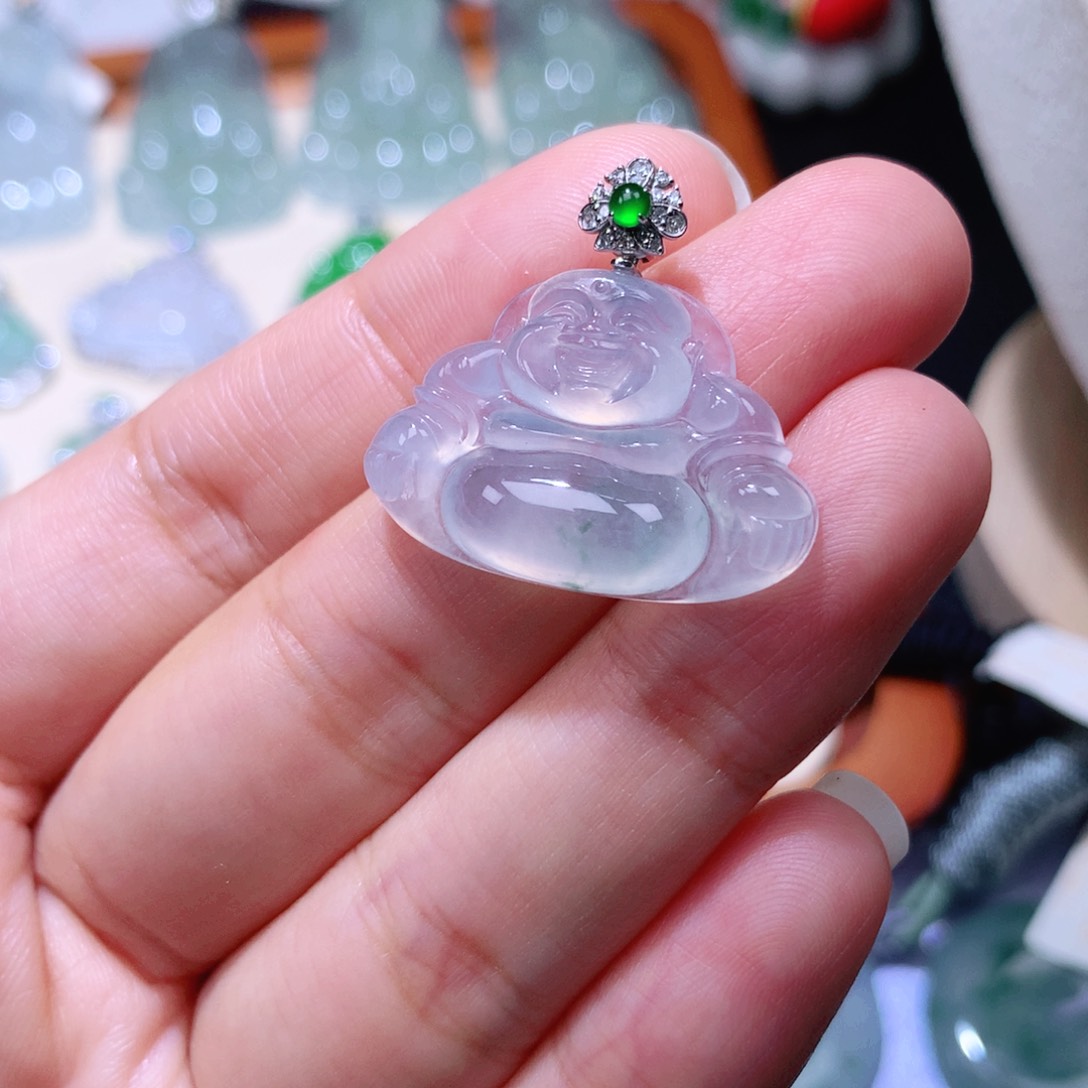 颈饰18K金镶嵌翡翠佛公