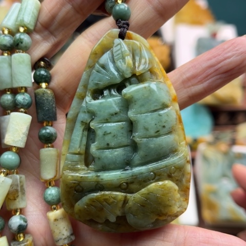 岫玉挂件未镶嵌挂件