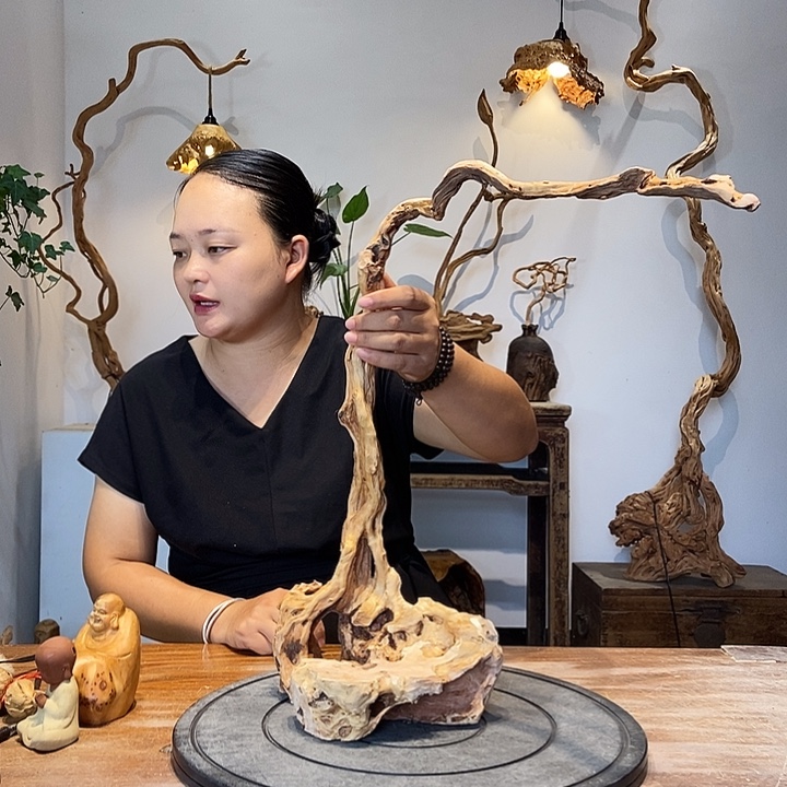 天然根雕陶制艺术品