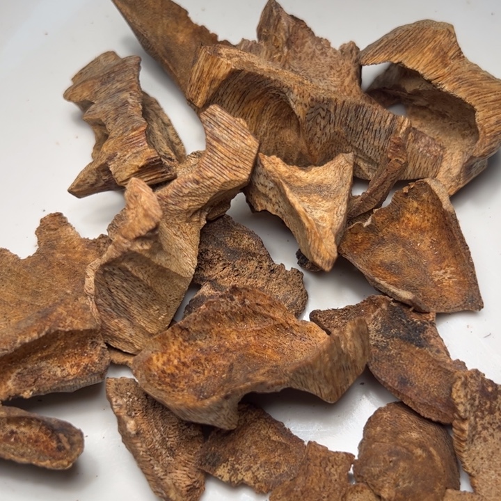 沉香碎屑沉香陆河锯合沉香原材料50克