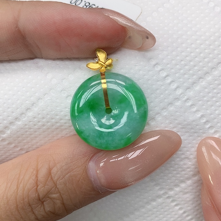 颈饰18K金镶嵌翡翠