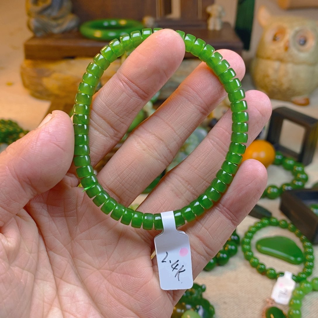 和田玉颈饰未镶嵌見*山