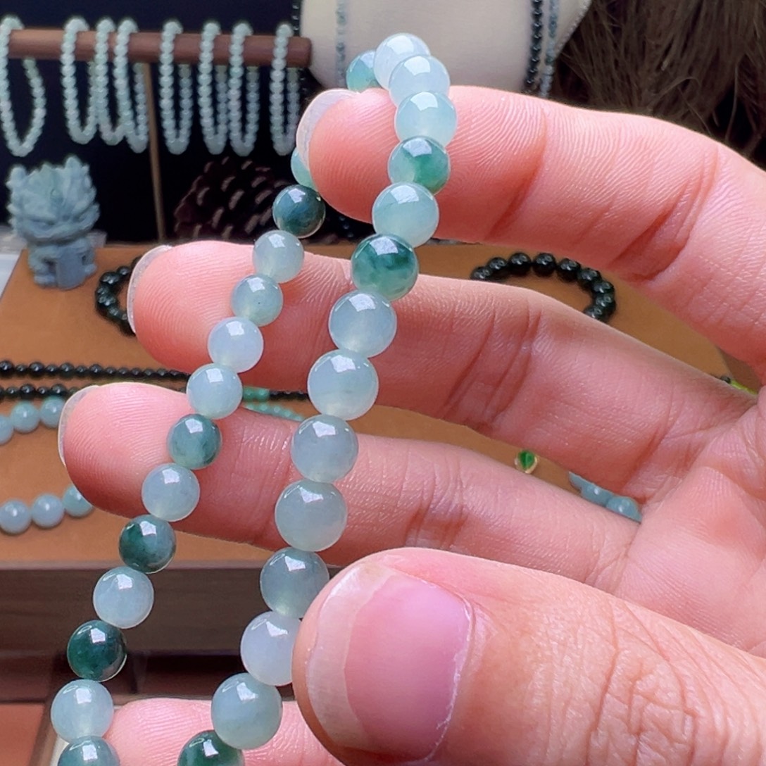 翡翠未镶嵌手串卡6mm