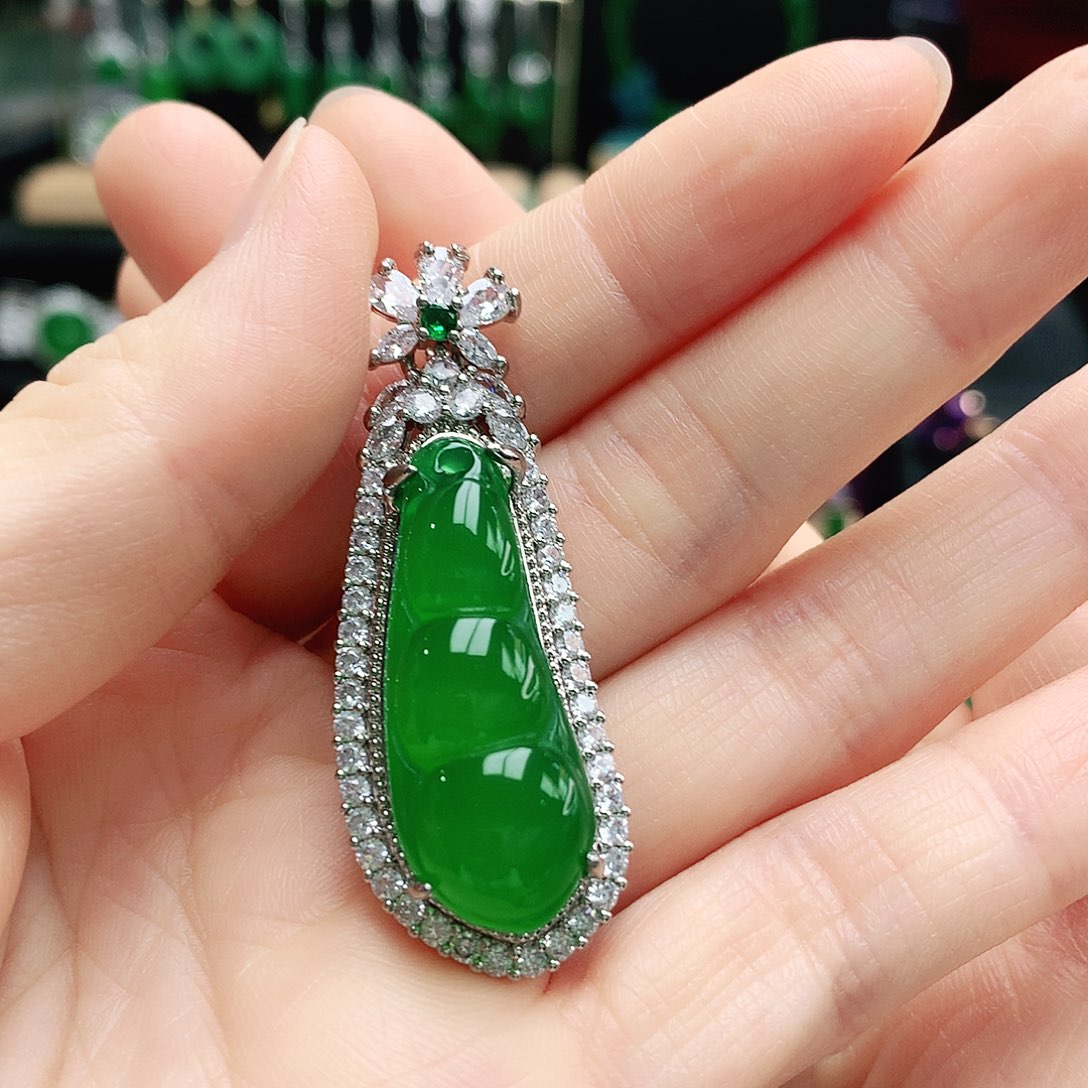 玛瑙/玉髓吊坠未镶嵌