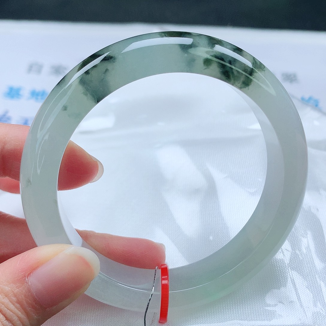 翡翠手镯未镶嵌56➕圈