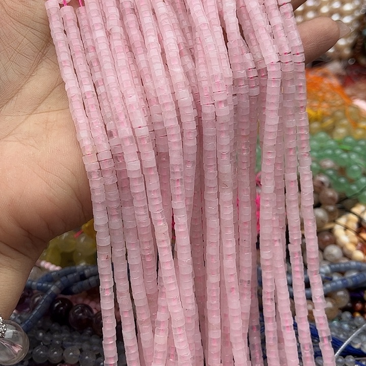 玛瑙/玉髓未镶嵌珠宝半成品一条4/2mm粉晶直切