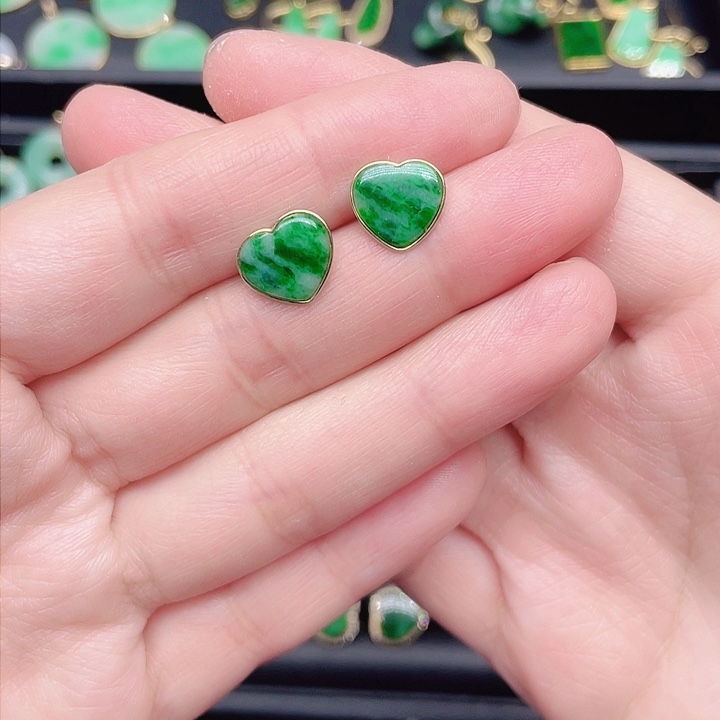 翡翠耳饰18K金镶嵌天然翡翠