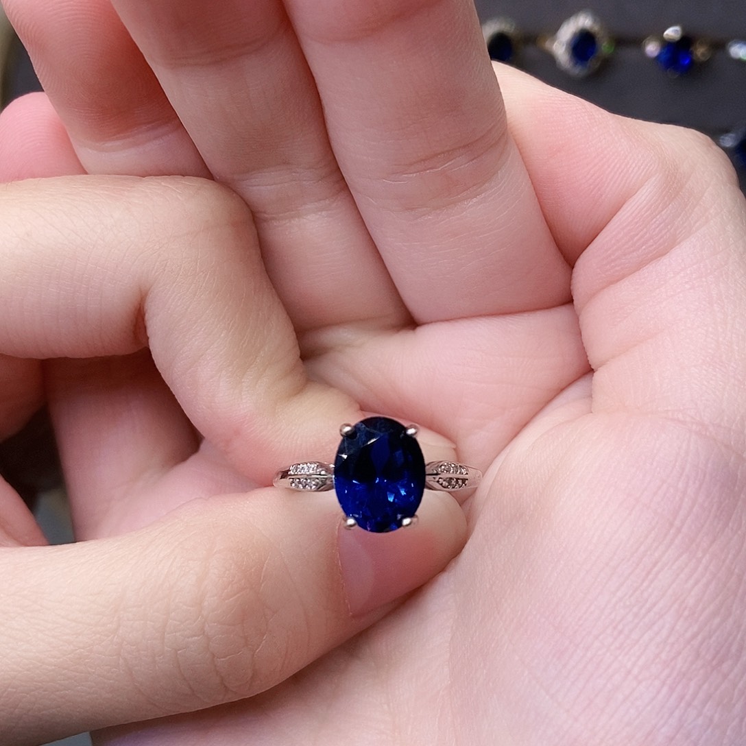 银S925镶嵌蓝宝石戒指