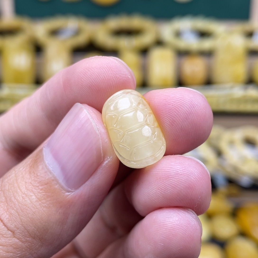 未镶嵌琥珀裸石琥珀蜜蜡