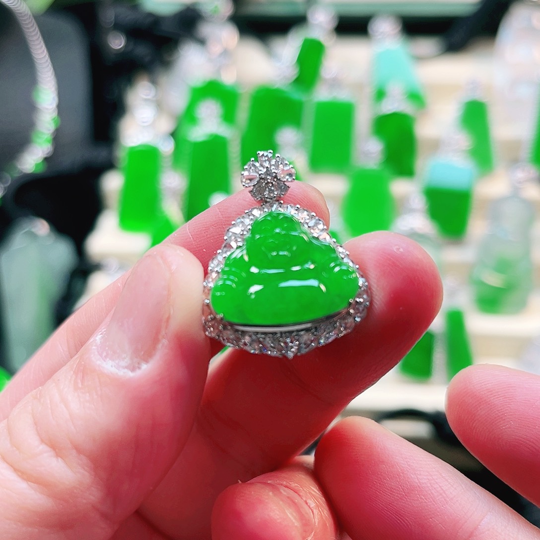 翡翠18K金镶嵌吊坠(不含链)佛公