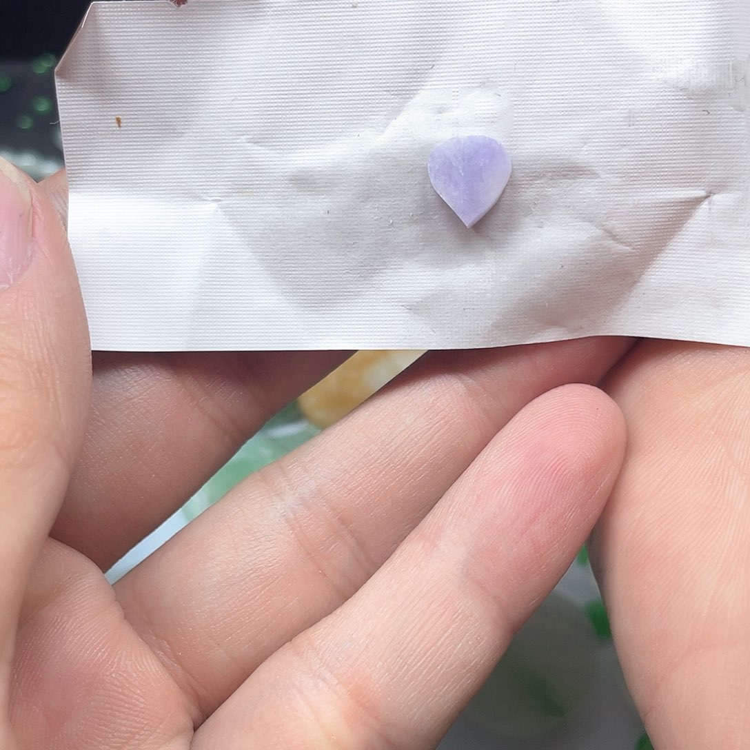 翡翠裸石宇****）心形紫
