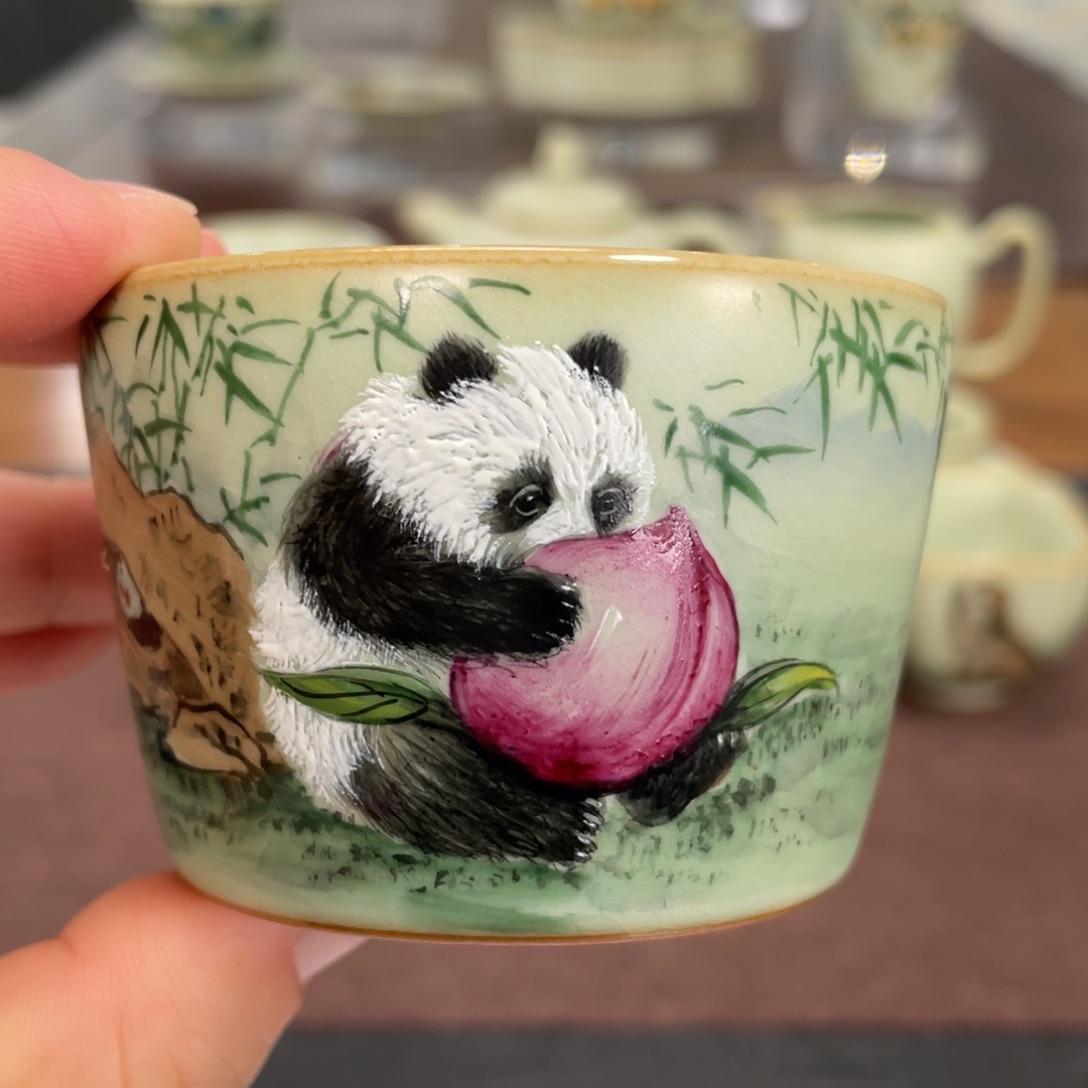粉青君子竹节杯（熊猫）