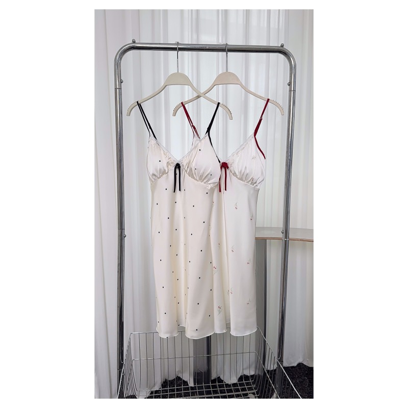 纯欲带胸垫可调节吊带睡裙