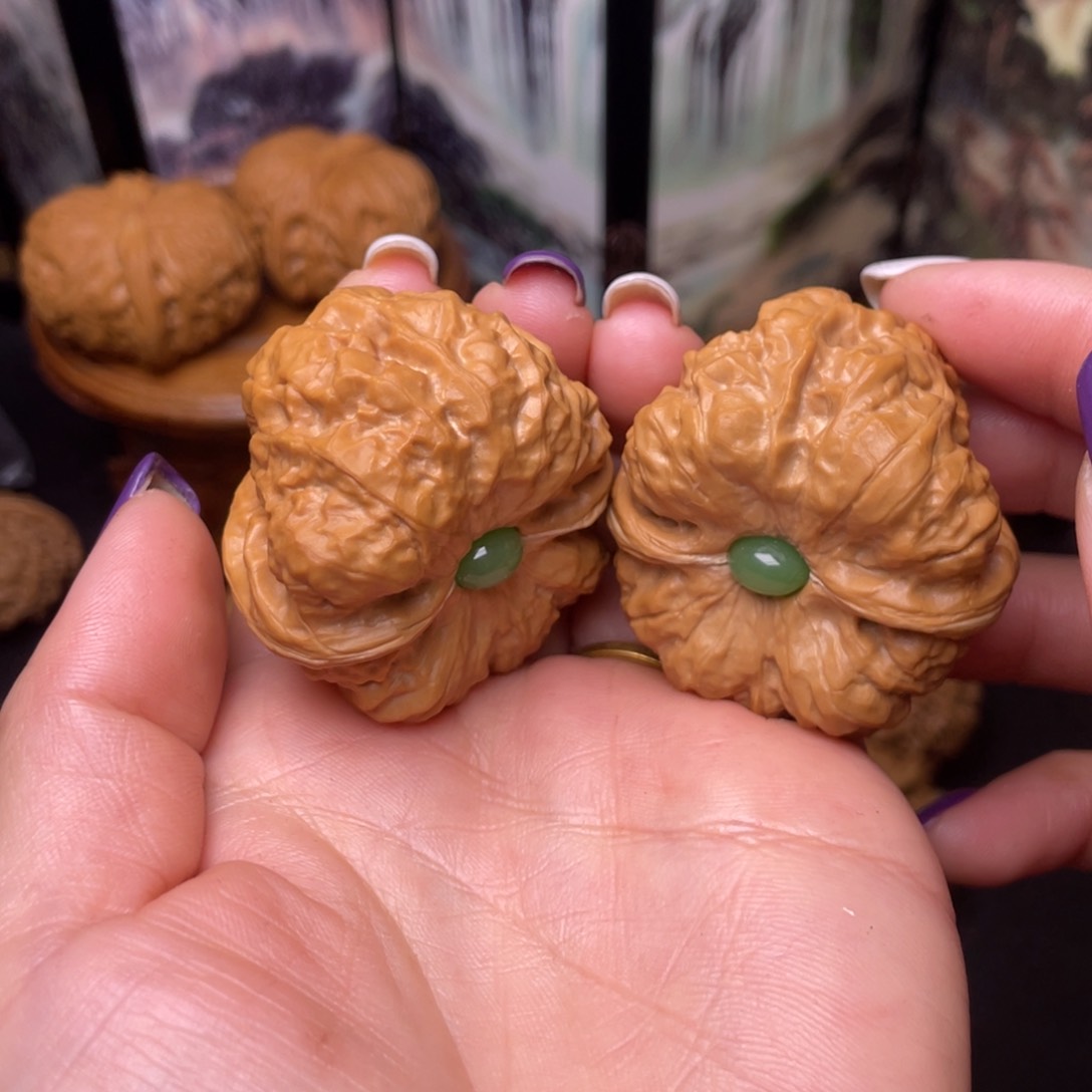 文玩核桃把件42.5蛤蟆头