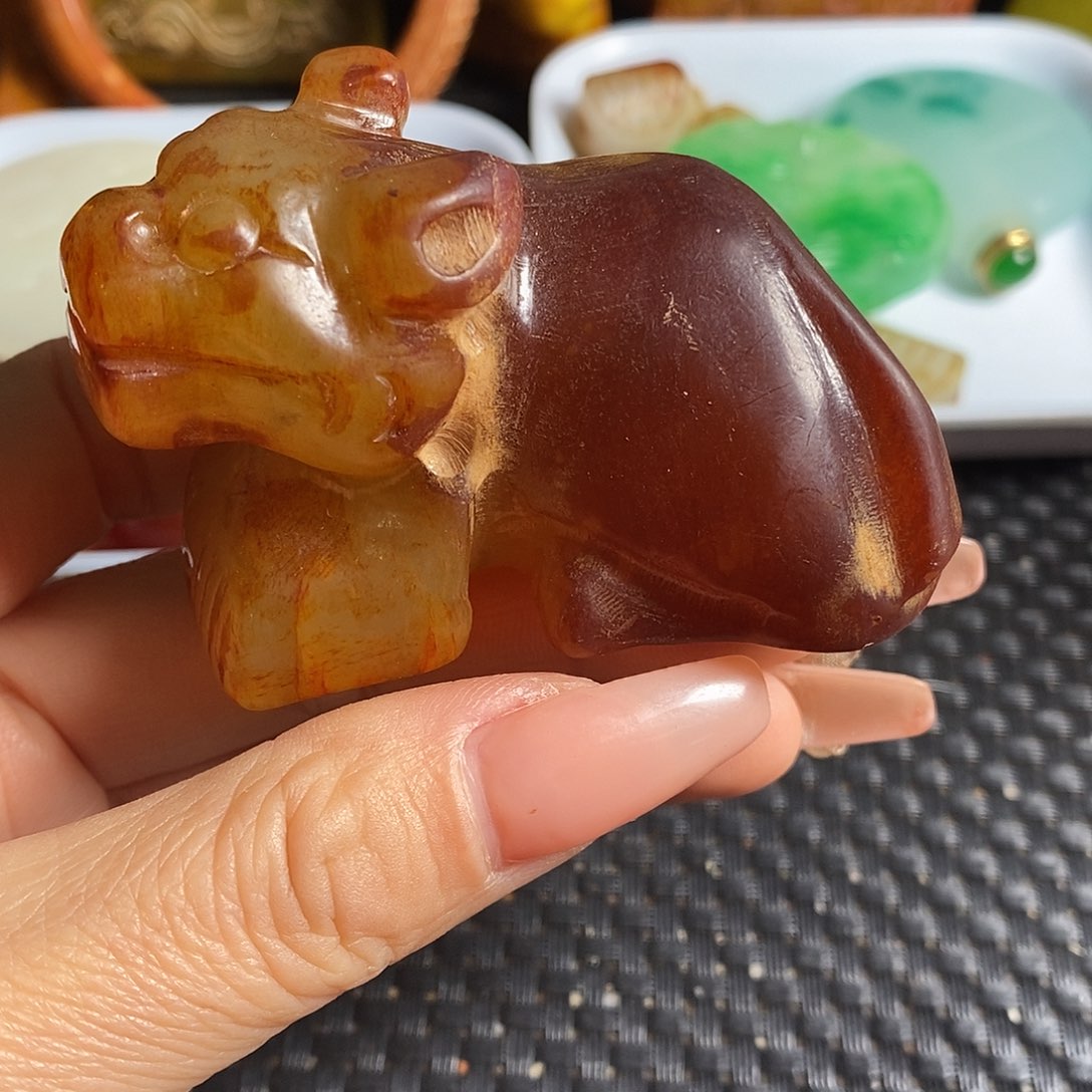 岫玉未镶嵌珠宝奇石