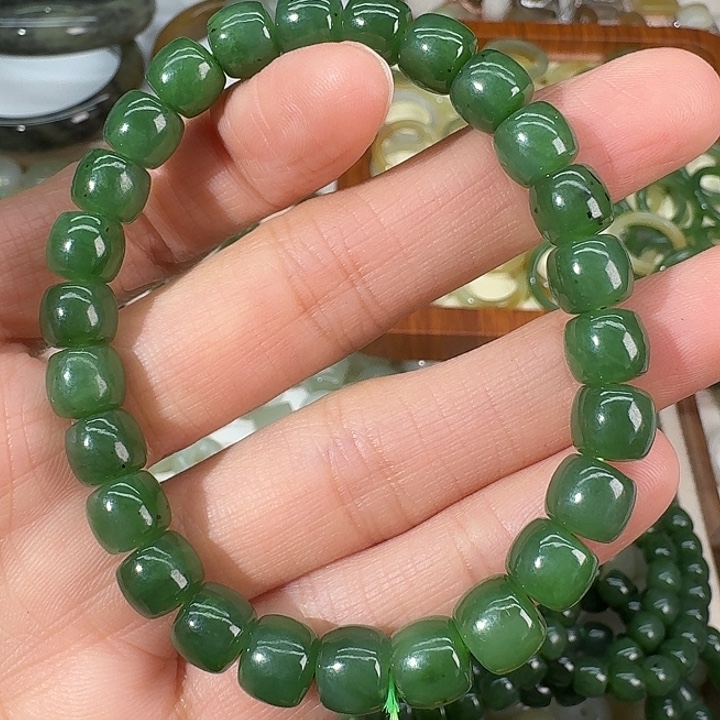 和田玉（碧玉）未镶嵌手链