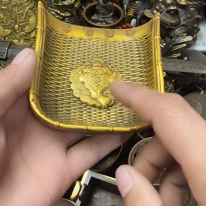 顺顺利利，铜器摆件