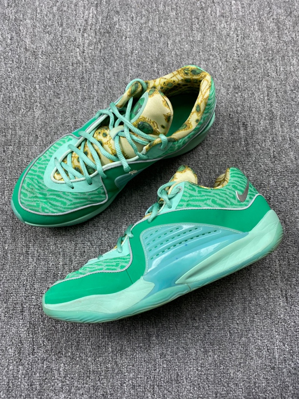 95新 NIKE/耐克 篮球鞋95新烁/45码/耐克/KD 16 NRG/原盒