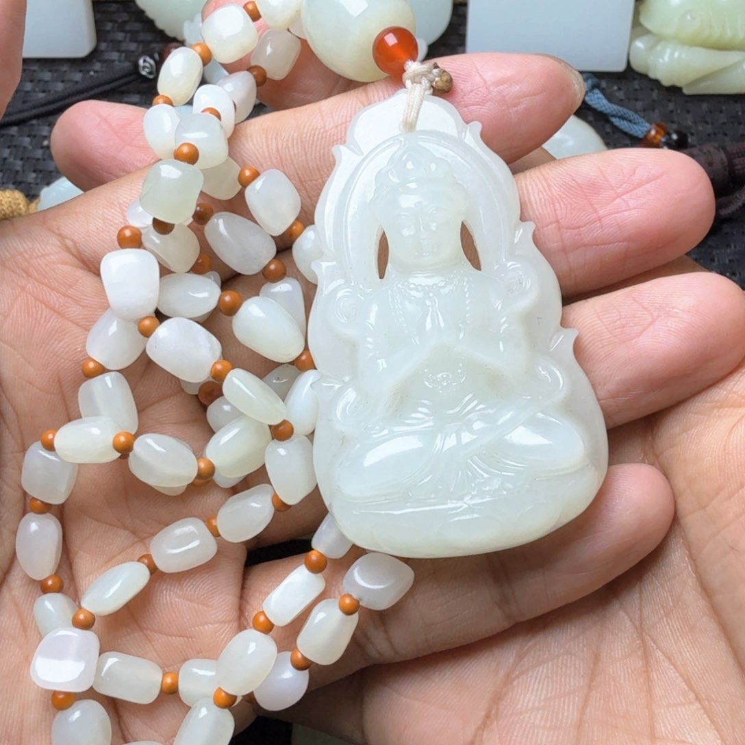 未镶嵌和田玉挂件