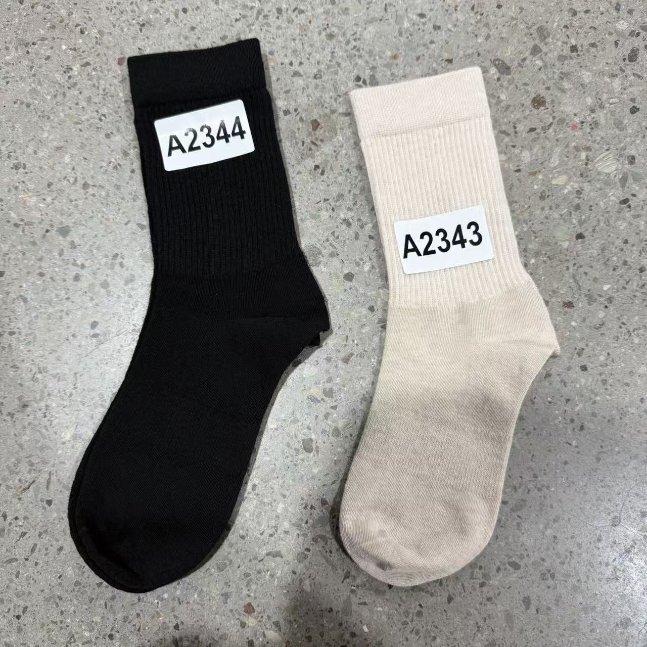 A2343/A2344羊毛袜中筒袜纯色保暖秋冬休闲女袜