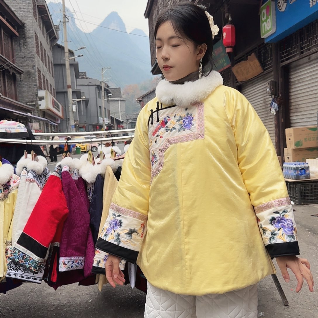 哇***哈湘西苗族刺绣加厚158 85斤