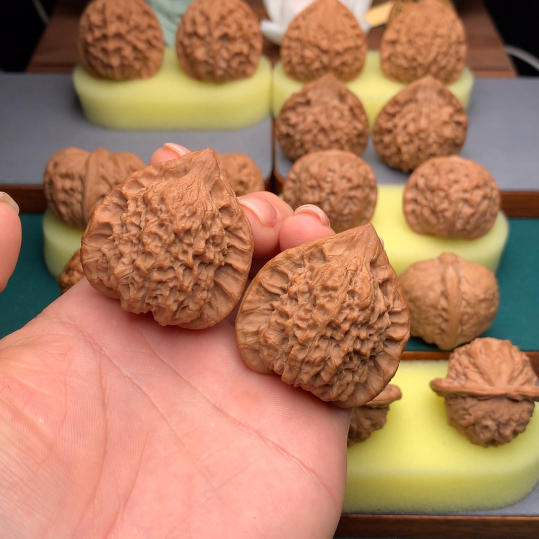 K***G吊坠文玩核桃全品朱雀40