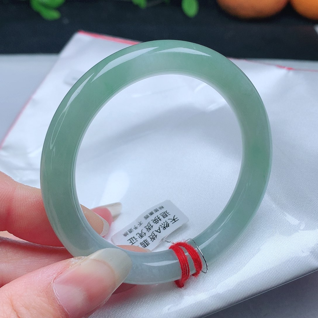 翡翠手镯未镶嵌天****y52圆