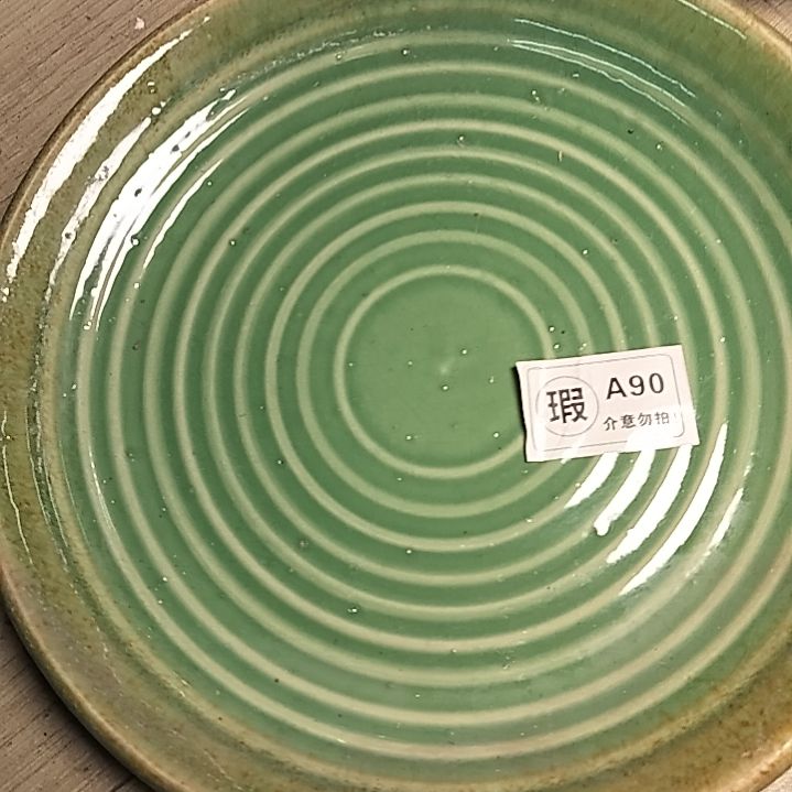 盘瓷片陶瓷杯盘壶碗都有